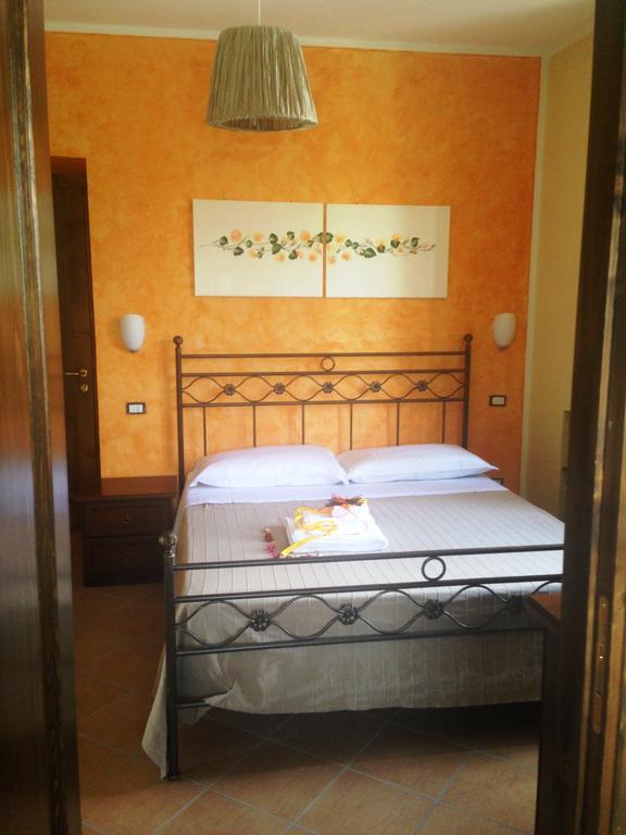 Al Casale Dei Nonni Bed & Breakfast Laureana Cilento Ngoại thất bức ảnh