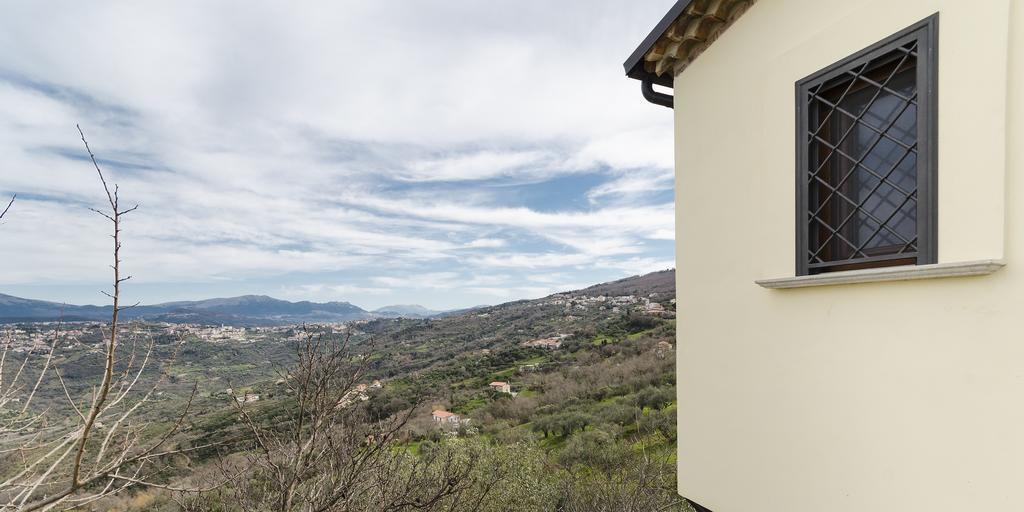 Al Casale Dei Nonni Bed & Breakfast Laureana Cilento Ngoại thất bức ảnh