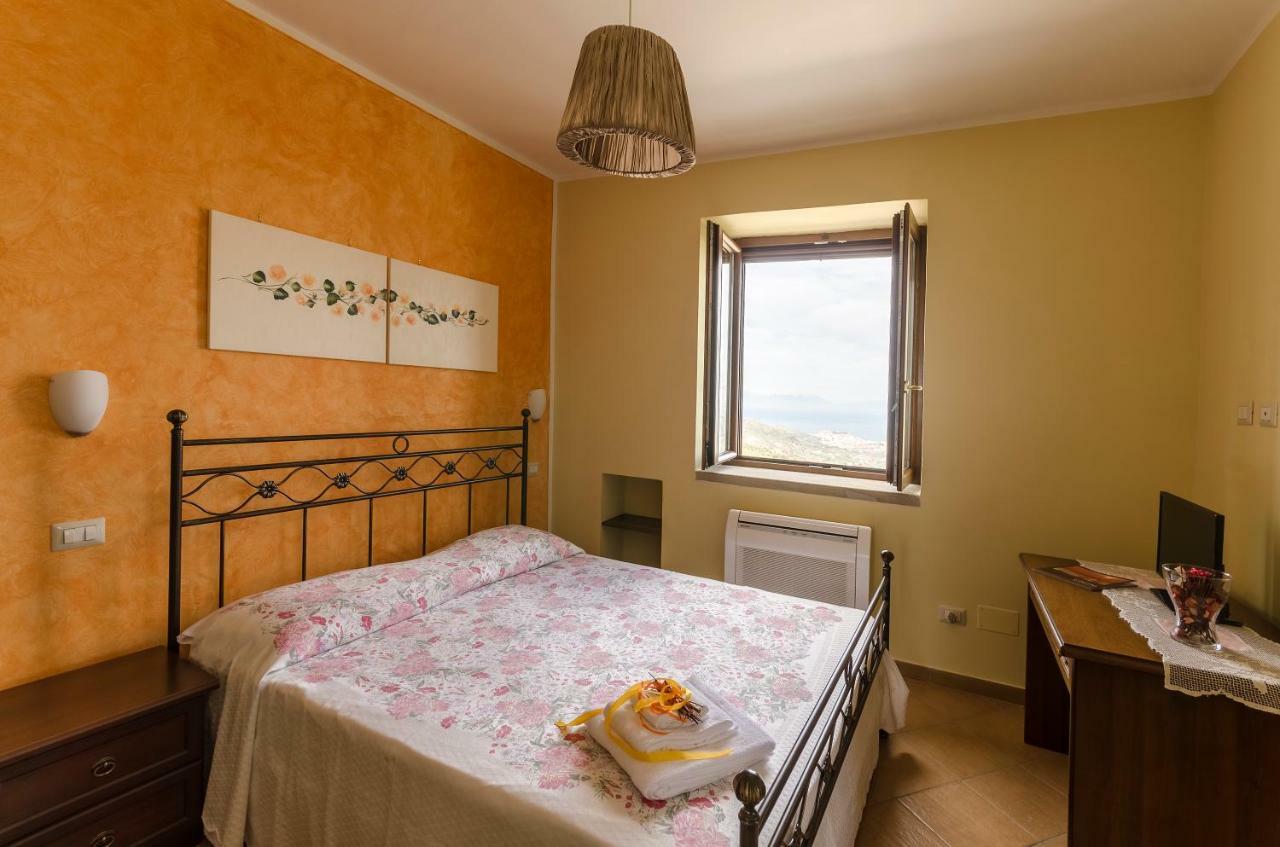 Al Casale Dei Nonni Bed & Breakfast Laureana Cilento Ngoại thất bức ảnh
